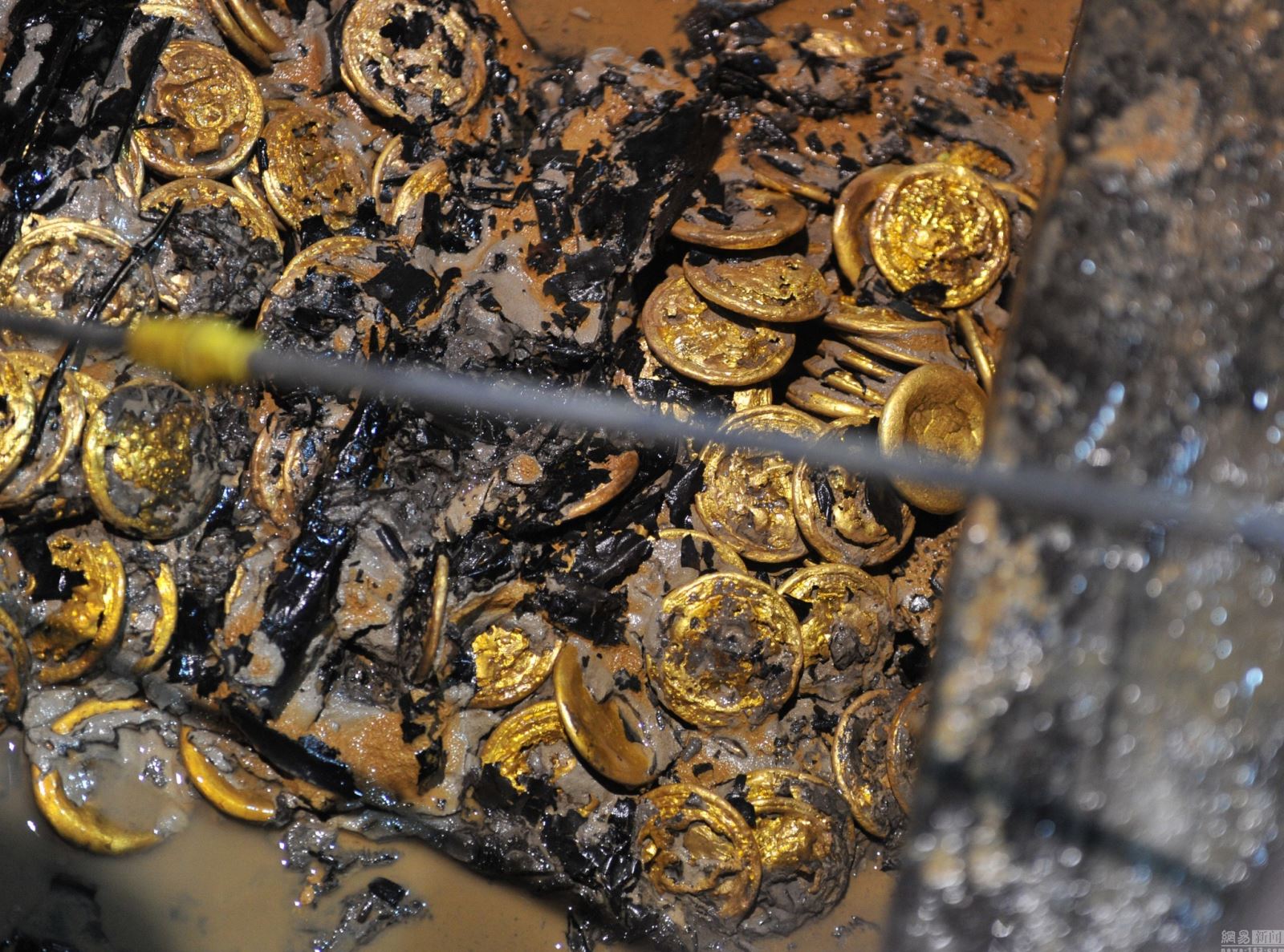 这是世界上最大的一个宝藏，拥有黄金超过10吨，但是至今没被发现_凤凰网视频_凤凰网
