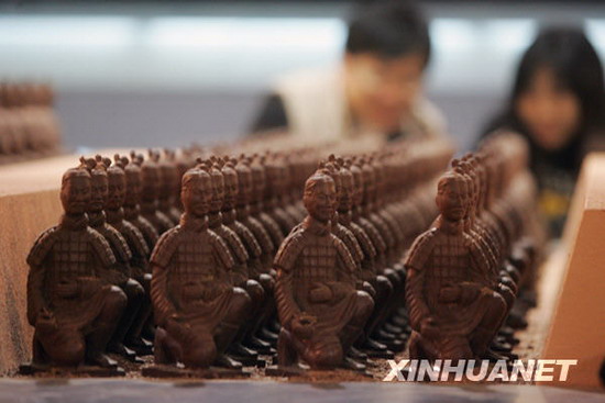 80吨巧克力雕塑长城兵马俑展后将供人品尝(图)